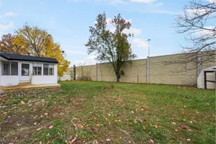 2057 Darnell Dr, Coventry, OH 44319 - Photo 21