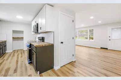 2057 Darnell Drive, Coventry, OH 44319 - Photo 7