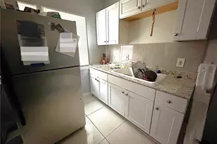 12322 Fairport Ave, Loveland, OH 44118 - Photo 5