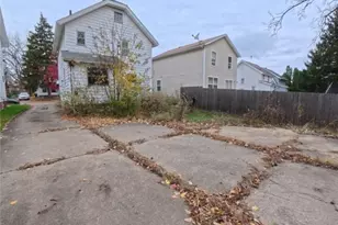 801 Storer Ave, Akron, OH 44320 - Photo 25