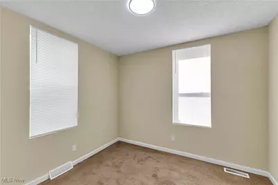 2400 Oberlin Avenue, Lorain, OH 44052 - Photo 9