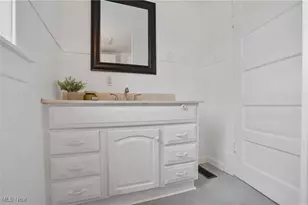 551 S South St, Alliance, OH 44601 - Photo 17