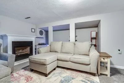 354 Hiwood Avenue, Munroe Falls, OH 44262 - Photo 21