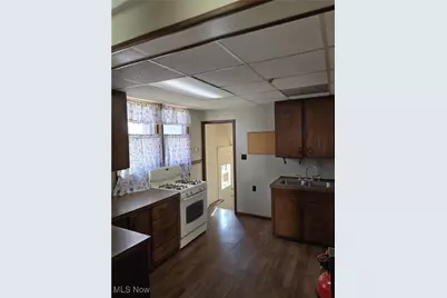 1159 Carey Avenue, Akron, OH 44314 - Photo 7