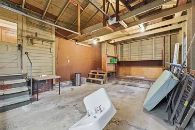 224 Shadyside Court, Alliance, OH 44601 - Photo 37