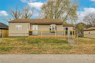 2668 30th St SW, Akron, OH 44314 - Photo 23