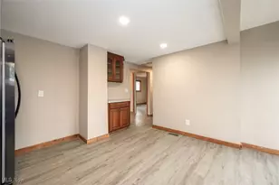 2668 30th St SW, Akron, OH 44314 - Photo 7