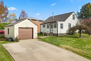 375 25th St SE, Massillon, OH 44646 - Photo 3