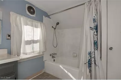 1259 E 351 Street, Eastlake, OH 44095 - Photo 17