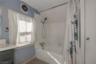 1259 E 351st St, Eastlake, OH 44095 - Photo 17