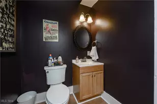 859 2nd St SE, New Philadelphia, OH 44663 - Photo 9