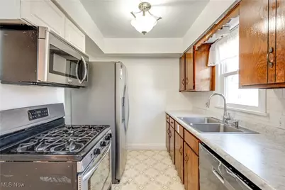 1931 Byrd Avenue, Cuyahoga Falls, OH 44223 - Photo 7