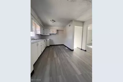 506 8th Street, Struthers, OH 44471 - Photo 3