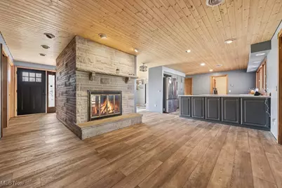 11087 Louisville Street, Louisville, OH 44641 - Photo 9