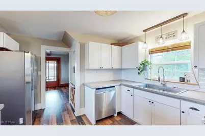 1630 E Maple Street NW, North Canton, OH 44720 - Photo 7