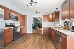 7279 SE Edie Hill Rd, Uhrichsville, OH 44683 - Photo 11