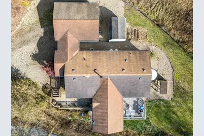 7279 SE Edie Hill Road, Uhrichsville, OH 44683 - Photo 33