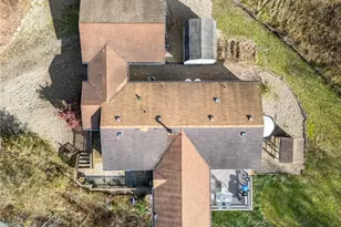 7279 SE Edie Hill Rd, Uhrichsville, OH 44683 - Photo 33