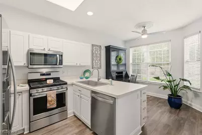 104 Falls River Drive, Munroe Falls, OH 44262 - Photo 21