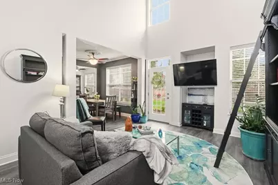 104 Falls River Drive, Munroe Falls, OH 44262 - Photo 5