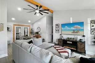 7526 Huntington Dr, Boardman, OH 44512 - Photo 5