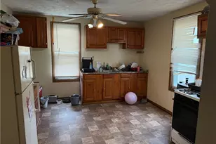 2102 16th St NE, Canton, OH 44705 - Photo 3