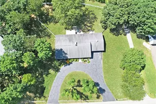 221 Efts Ln, Steubenville, OH 43953 - Photo 3