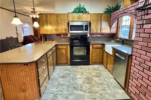 615 Franklin Ave, Conesville, OH 43811 - Photo 9