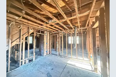 1677 Cliffview Road, Loveland, OH 44112 - Photo 23