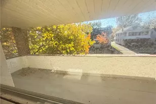 1677 Cliffview Rd, Loveland, OH 44112 - Photo 7