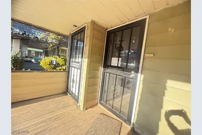 1677 Cliffview Road, Loveland, OH 44112 - Photo 3