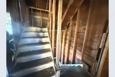 1677 Cliffview Road, Loveland, OH 44112 - Photo 17