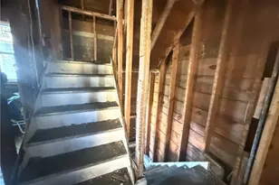 1677 Cliffview Rd, Loveland, OH 44112 - Photo 17