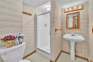 5229 Dungannon Cir NW, North Canton, OH 44720 - Photo 37