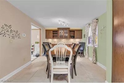 5229 Dungannon Circle NW, North Canton, OH 44720 - Photo 9