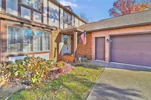 5229 Dungannon Cir NW, North Canton, OH 44720 - Photo 5