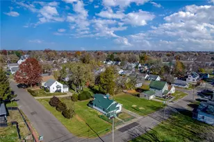 1607 20th St NE, Canton, OH 44714 - Photo 5