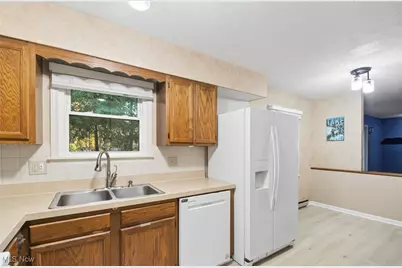 1501 Rolling Meadows Drive, Vermilion, OH 44089 - Photo 11