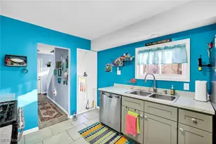 986 Shannon Ave, Barberton, OH 44203 - Photo 17