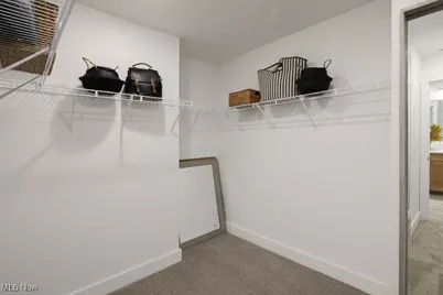 9210 Ledge View Terrace, Grandview Heights, OH 44147 - Photo 19