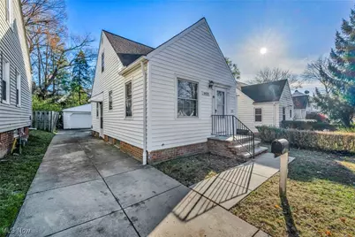 19520 Maple Heights Boulevard, Maple Heights, OH 44137 - Photo 5