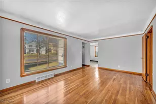 19520 Maple Heights Blvd, Maple Heights, OH 44137 - Photo 17