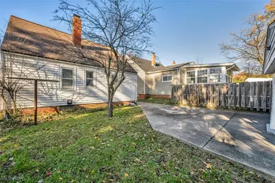 19520 Maple Heights Boulevard, Maple Heights, OH 44137 - Photo 7