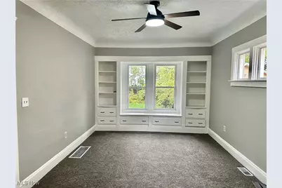 528 E 109th Street, Loveland, OH 44108 - Photo 11