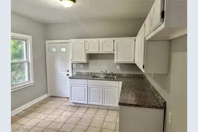 528 E 109th Street, Loveland, OH 44108 - Photo 7