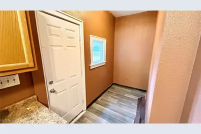 317 Para Avenue, Akron, OH 44305 - Photo 7