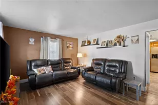 3928 Hanlin St, Weirton, WV 26062 - Photo 7