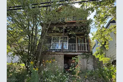 822 W Bennett Street, Bridgeport, OH 43912 - Photo 1