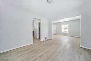 702 Grace Ave, Akron, OH 44320 - Photo 9