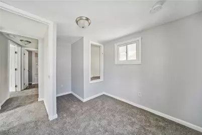 702 Grace Avenue, Akron, OH 44320 - Photo 17